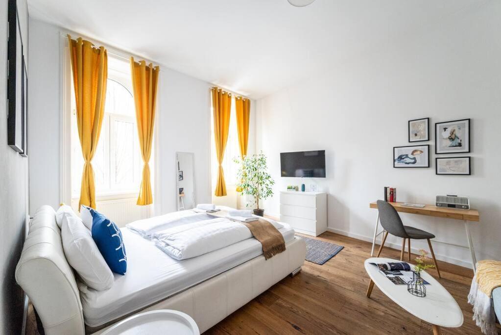 Lite 1Br Near Metro & Center By Hm Apartment Виена Екстериор снимка
